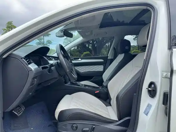 Volkswagen Magotan 2023