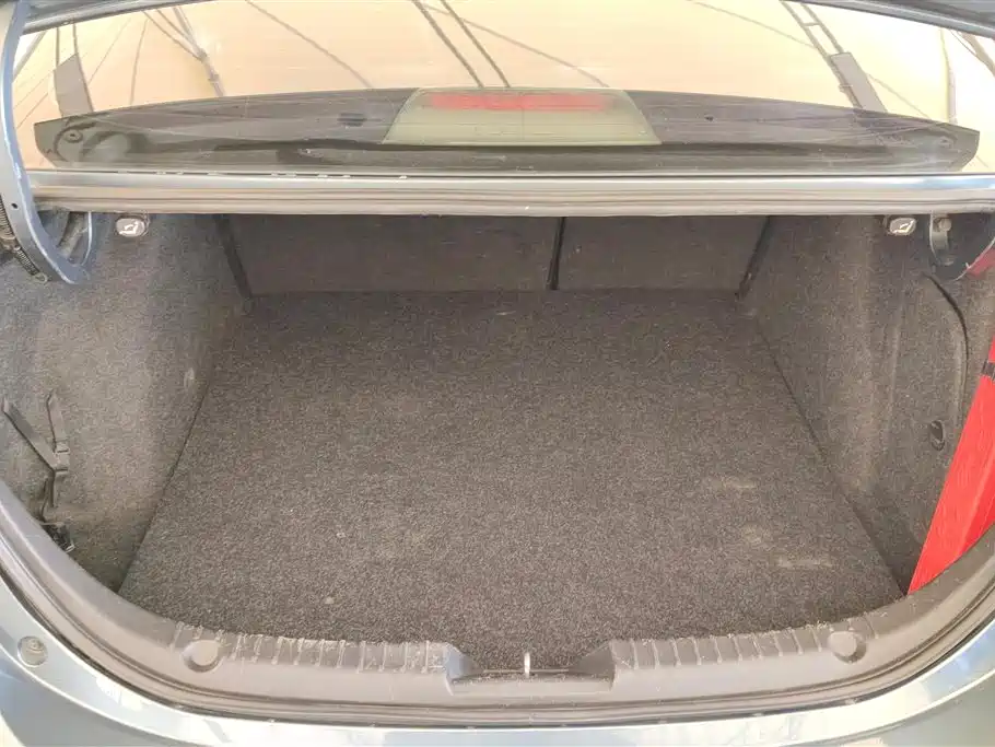 Mazda 3 Axela 2015