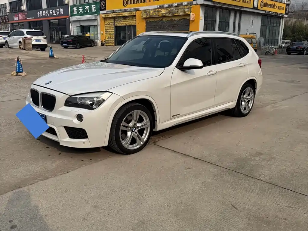 BMW X1 2016 — фото 1