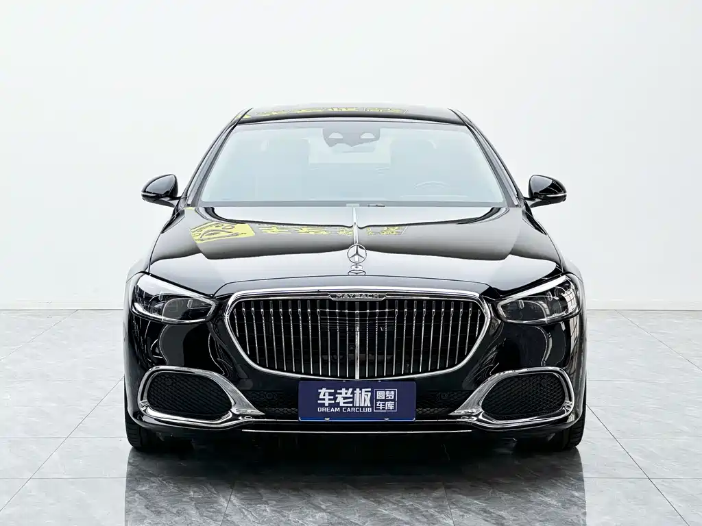 Mercedes-Benz Maybach S-Class 2025