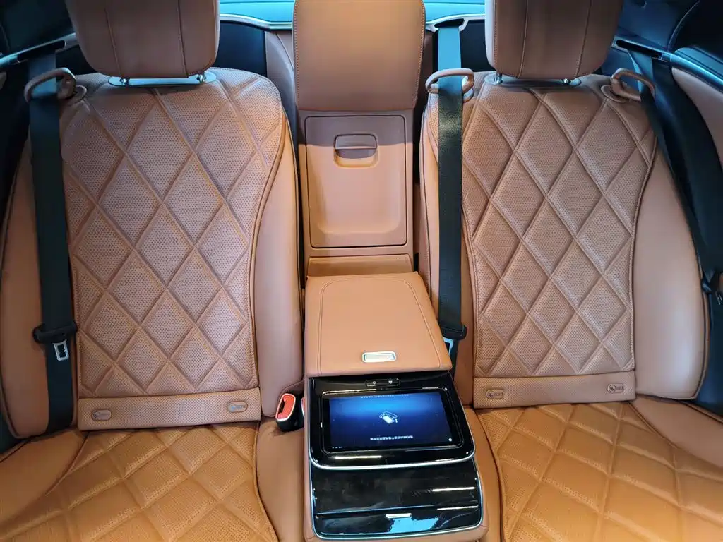 Mercedes-Benz Maybach S-Class 2024 — фото 16