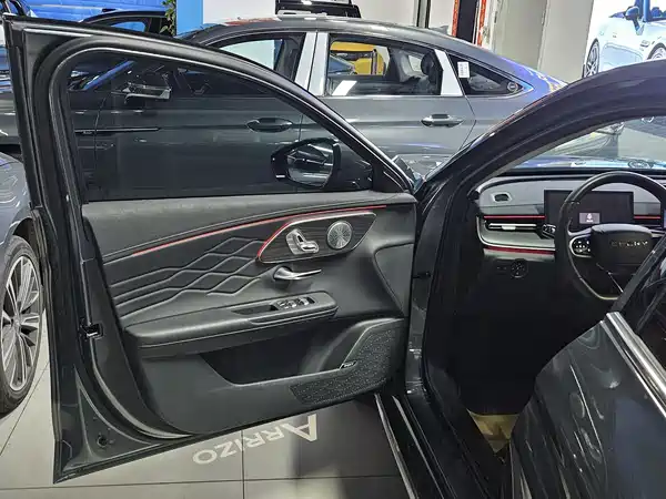 Chery Arrizo 8 PRO 2025