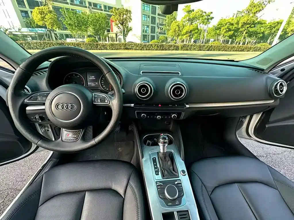 Audi A3 2015 — фото 8