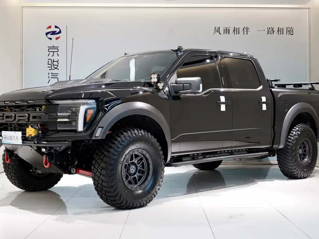 Ford F-150 Raptor 2023 — фото 1