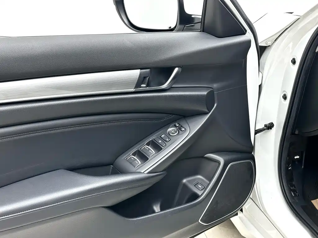 Honda Accord 2019 — фото 4