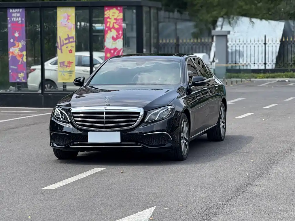 Mercedes-Benz E-Class 2019 — фото 1