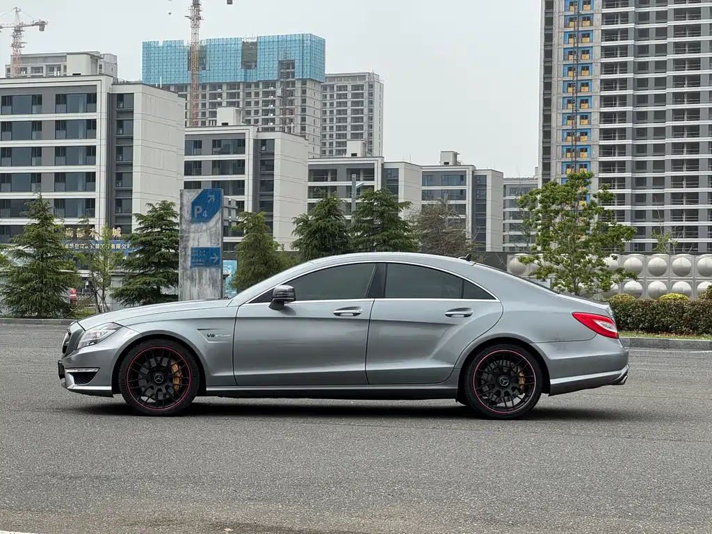 Mercedes-Benz CLS AMG 2012 — фото 9