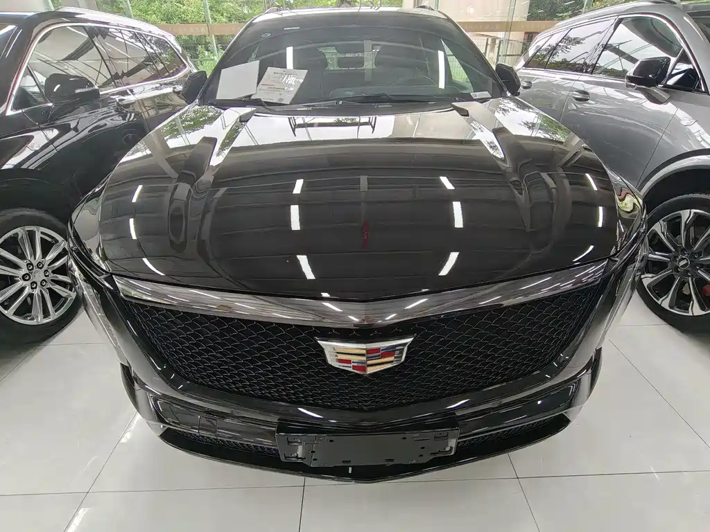 Cadillac XT5 2025