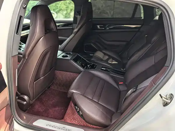 Porsche Panamera 2018