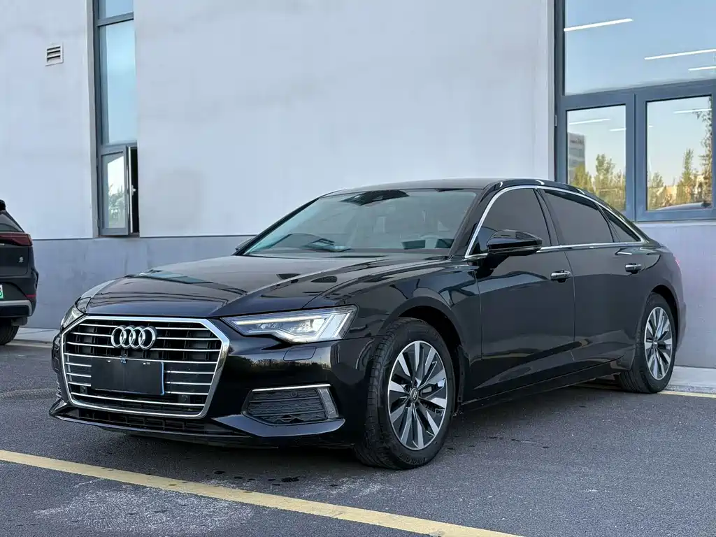 Audi A6L 2020 — фото 1