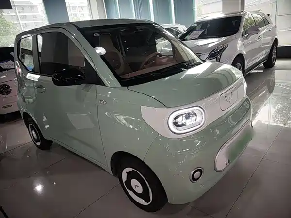 Wuling Hongguang MINIEV 2025