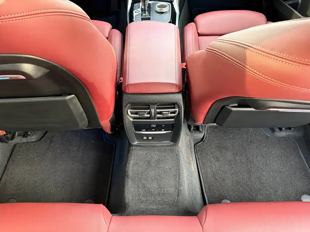 BMW 3 Series 2022 — фото 13