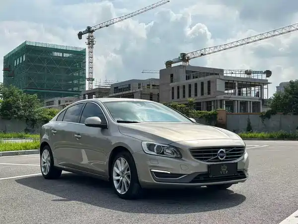 Volvo S60 2015
