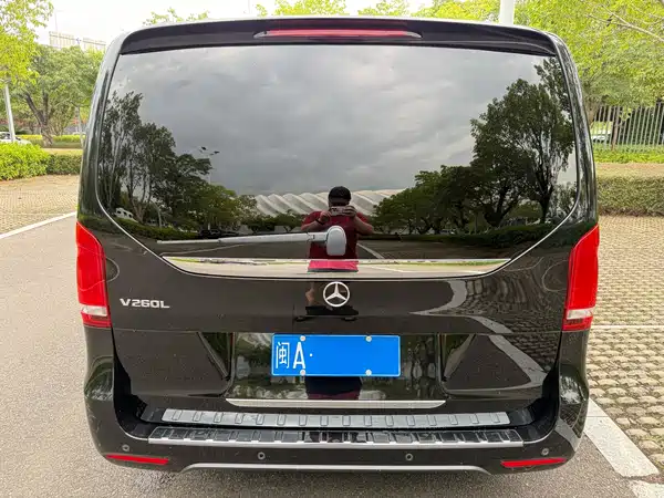 Mercedes-Benz V-Class 2022
