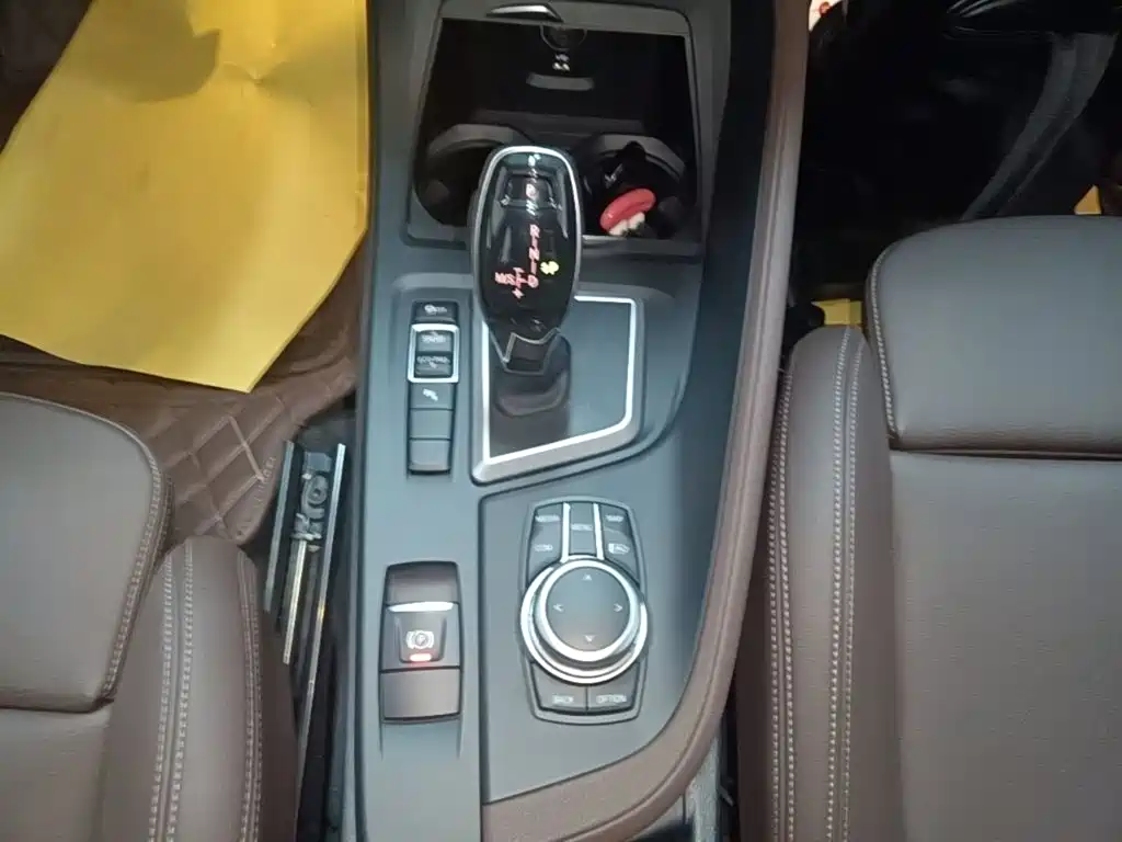 BMW X1 2022 — фото 14