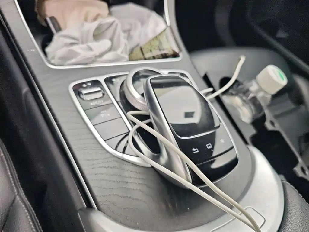 Mercedes-Benz C-Class 2015 — фото 7