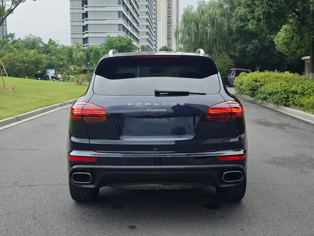 Porsche Cayenne 2015