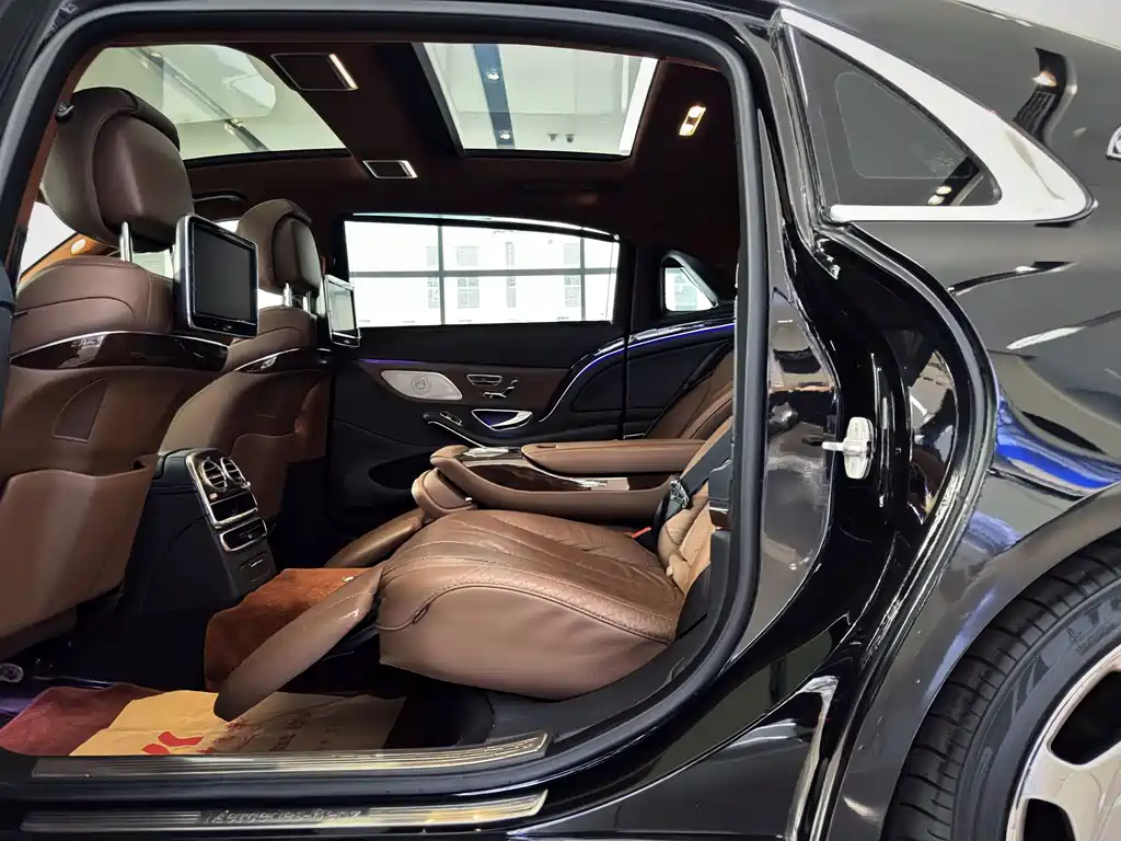 Mercedes-Benz Maybach S-Class 2016 — фото 10