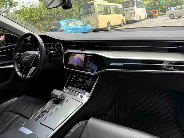 Audi A6L 2020