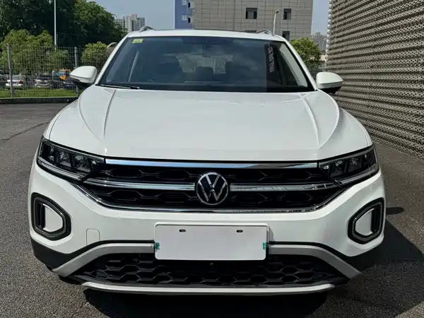 Volkswagen T-Roc 2023