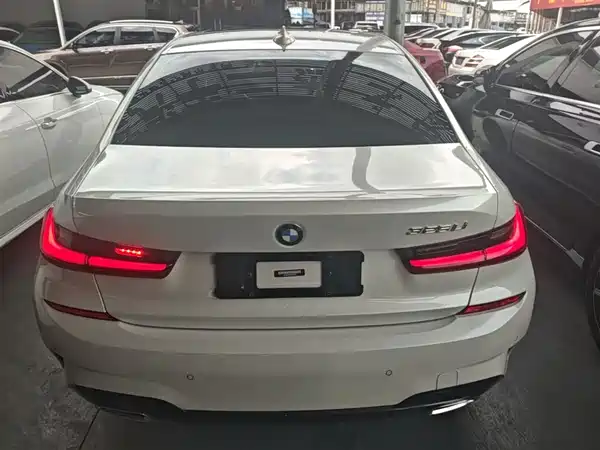 BMW 3 Series 2022