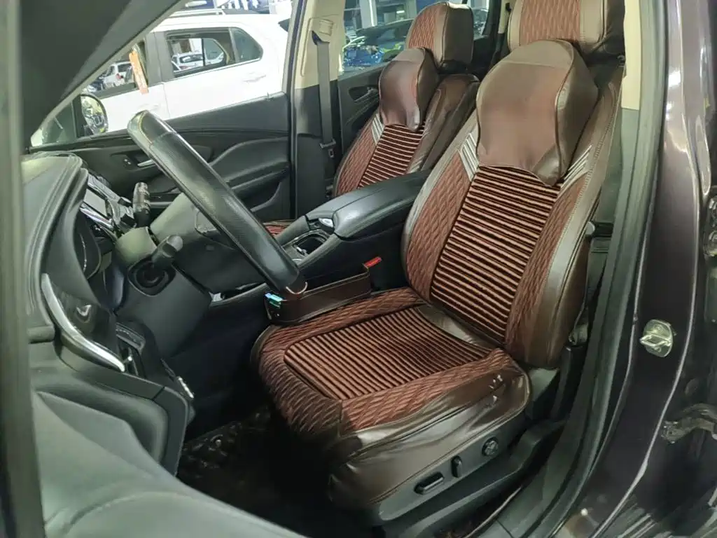 Buick Envision Plus 2018 — фото 15