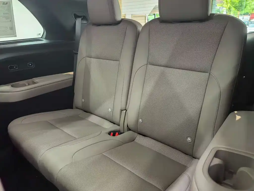 Li Auto Li L8 2026