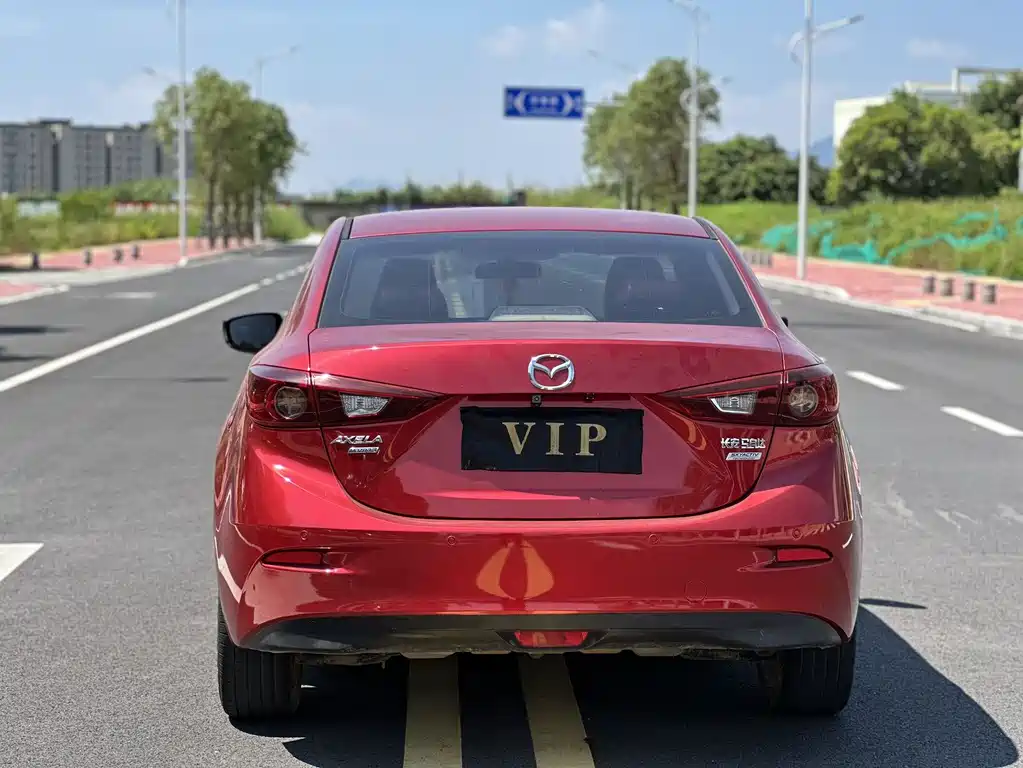 Mazda 3 Axela 2015 — фото 8