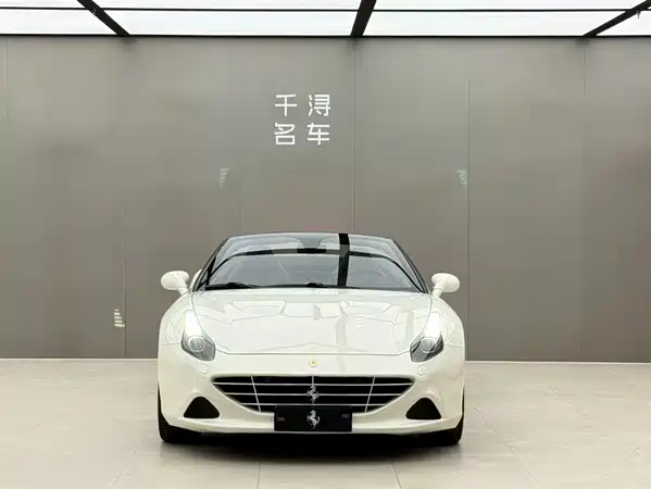 Ferrari California T 2015