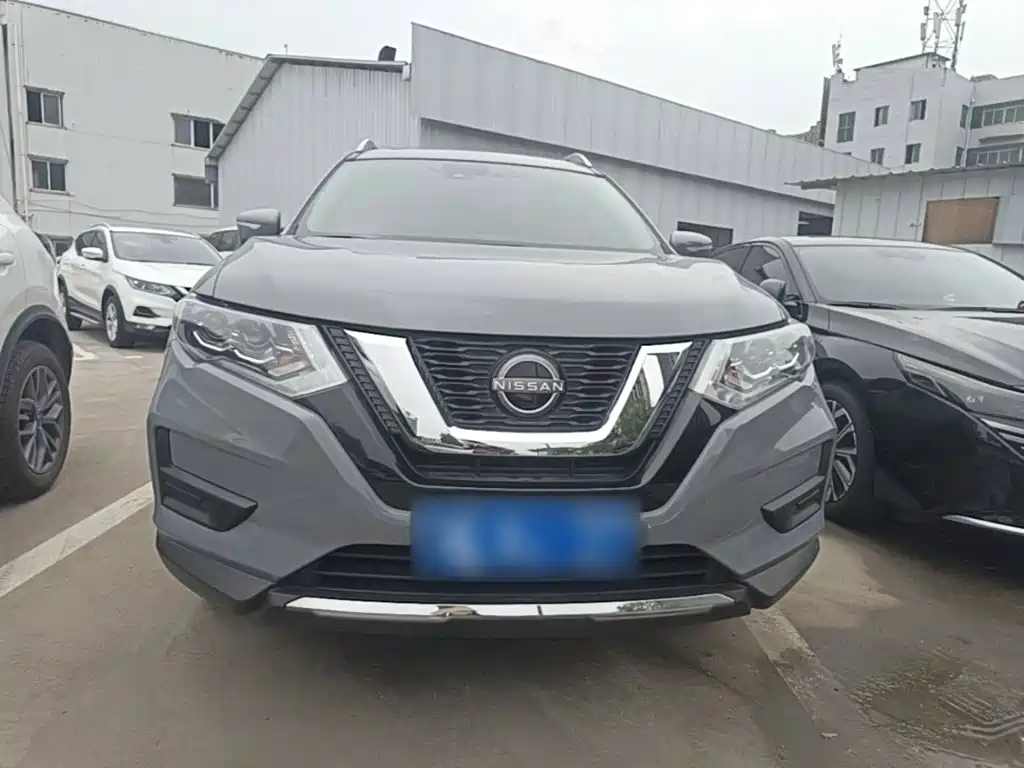 Nissan X-Trail 2025