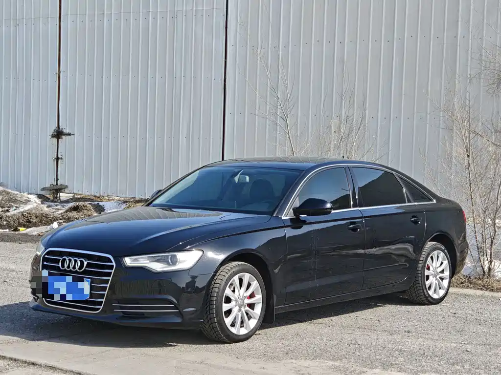 Audi A6L 2014 — фото 1