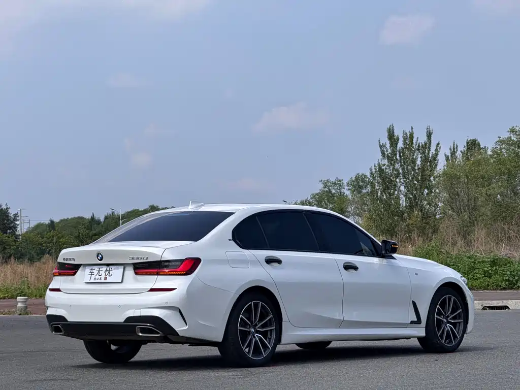 BMW 3 Series 2022