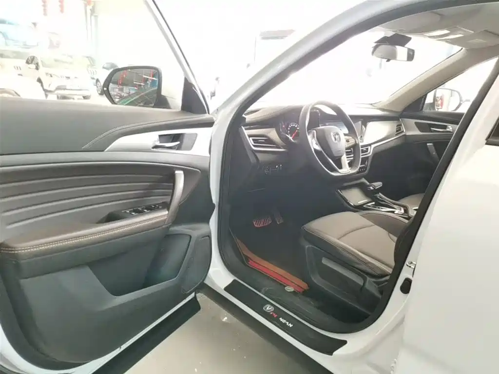 Changan CS35PLUS 2019 — фото 16