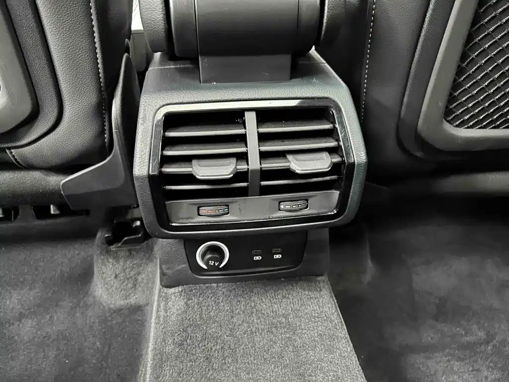 Audi Q3 2022 — фото 15