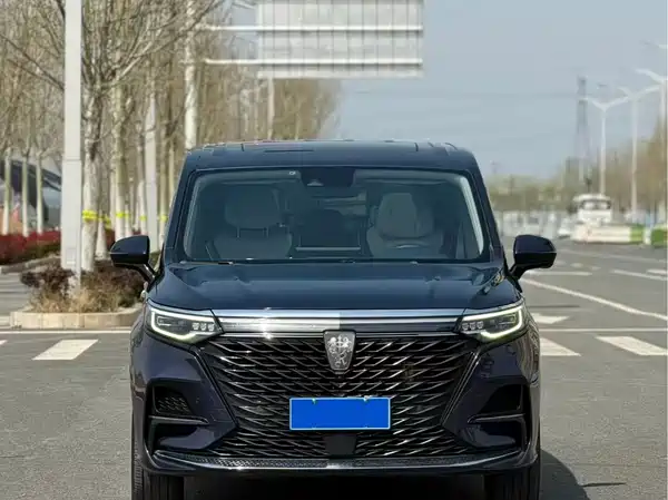 Roewe iMAX8 2021