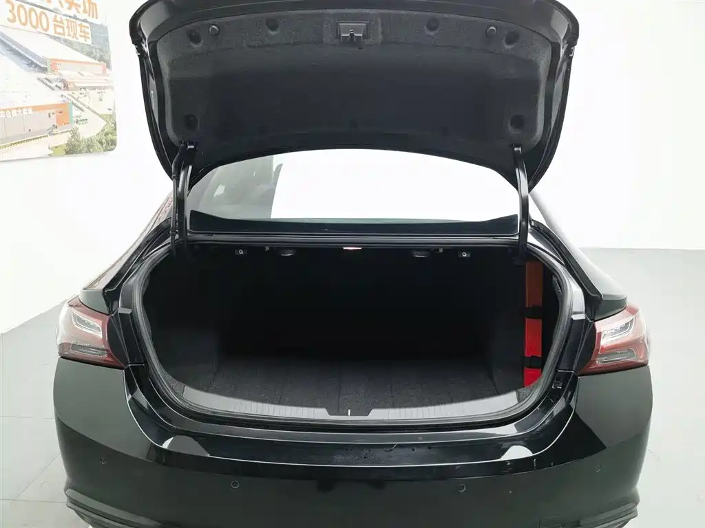 Chevrolet Malibu XL 2020 — фото 16