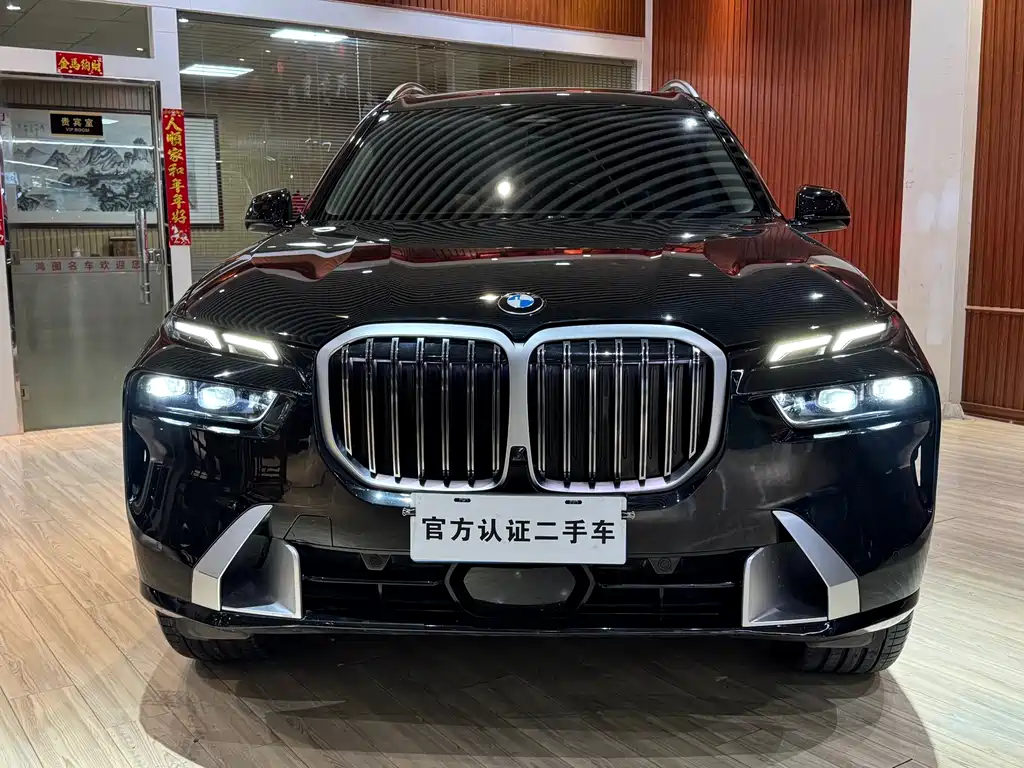 BMW X7 2023 — фото 2