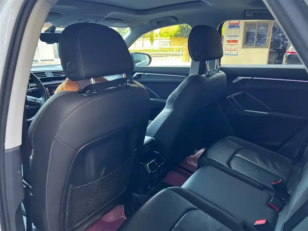 Audi Q3 Sportback 2021 — фото 19