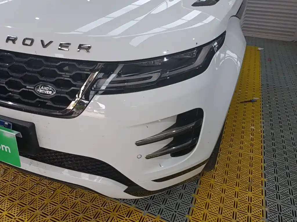 Land Rover Evoque 2022 — фото 24