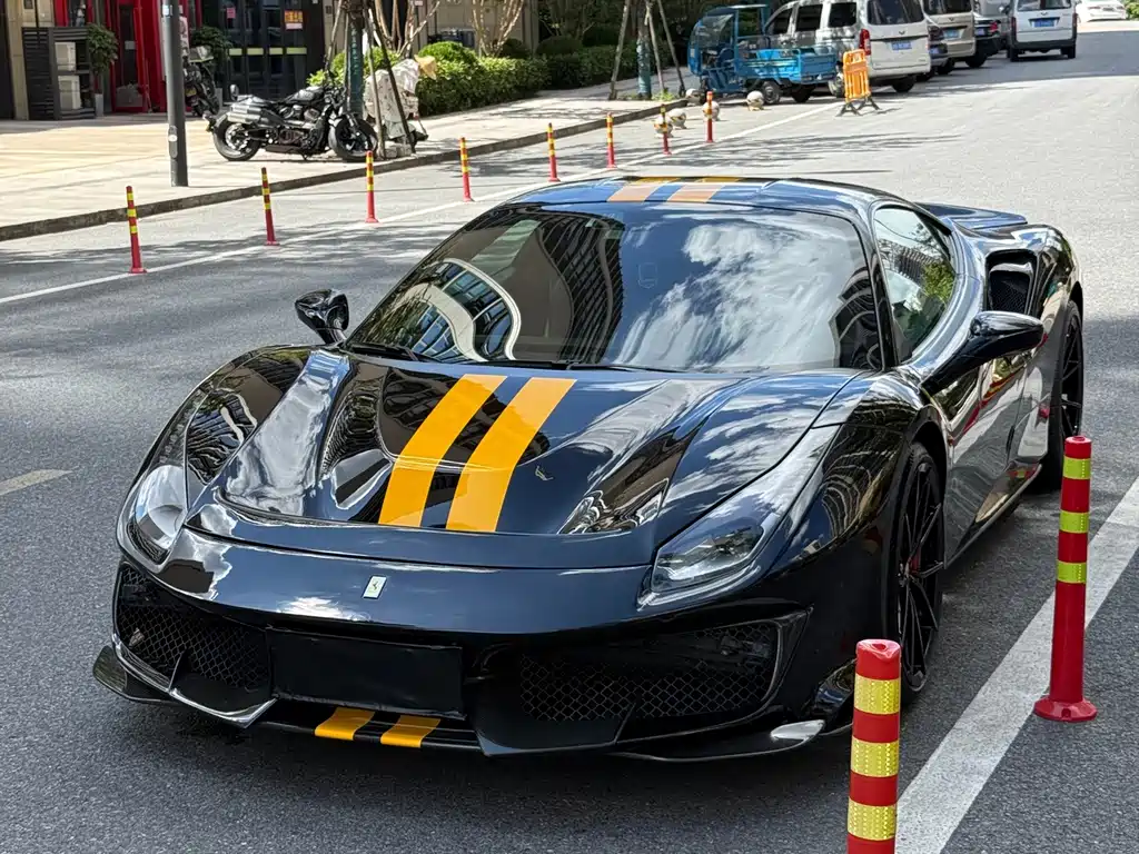 Ferrari 488 2019