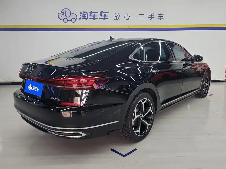 Volkswagen Passat 2024