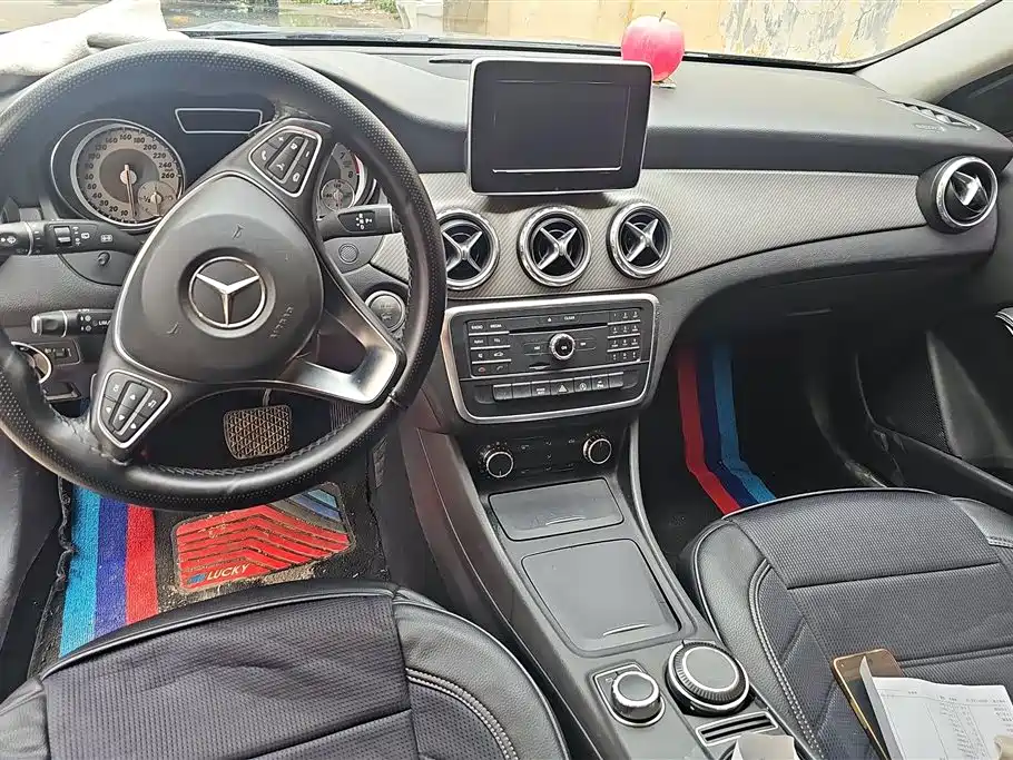Mercedes-Benz GLA 2017 — фото 11