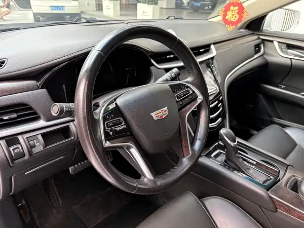 Cadillac XTS 2018