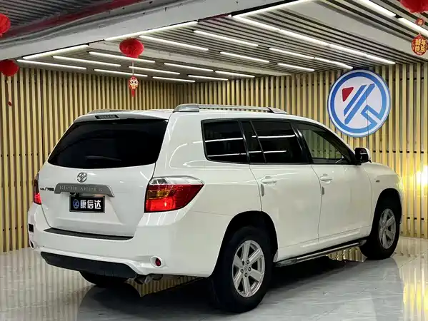 Toyota Highlander 2011
