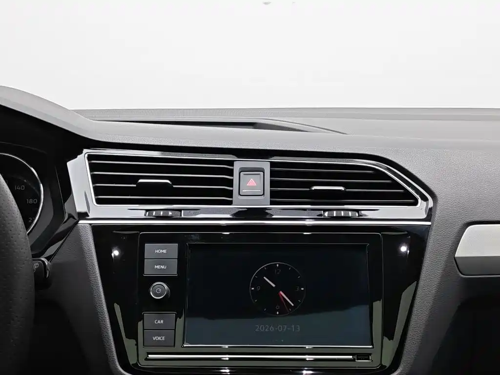 Volkswagen Tiguan L 2019 — фото 12