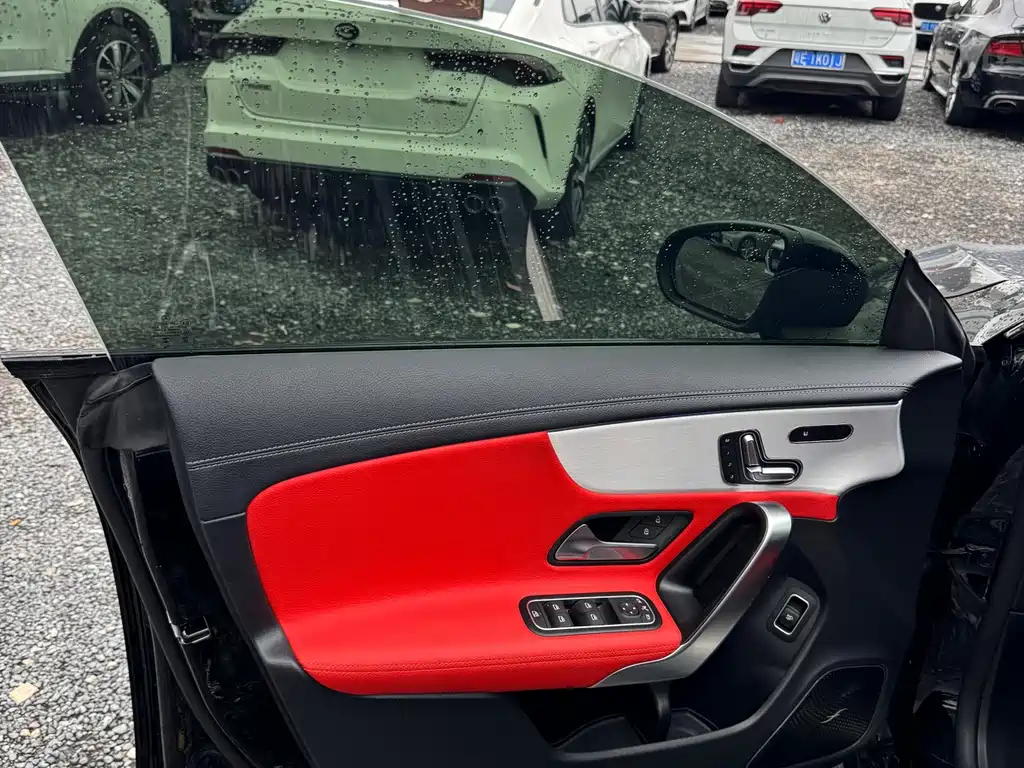 Mercedes-Benz CLA AMG 2024 — фото 17