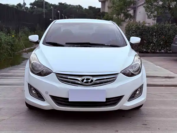 Hyundai Elantra Langdong 2014