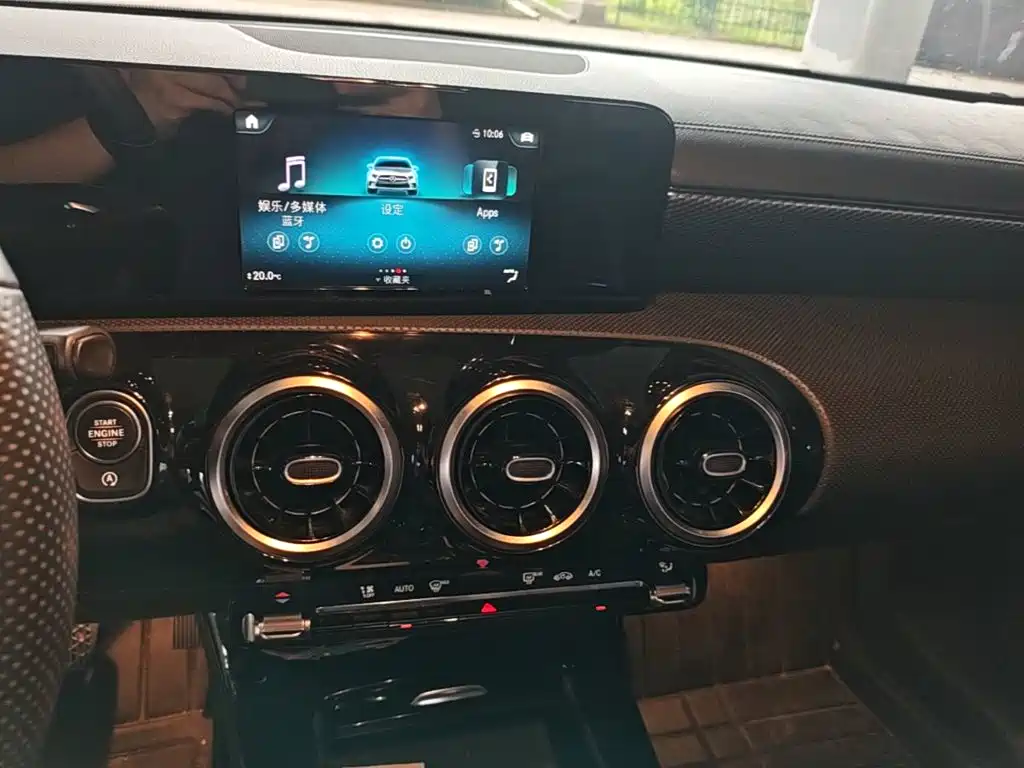 Mercedes-Benz A-Class 2020 — фото 13