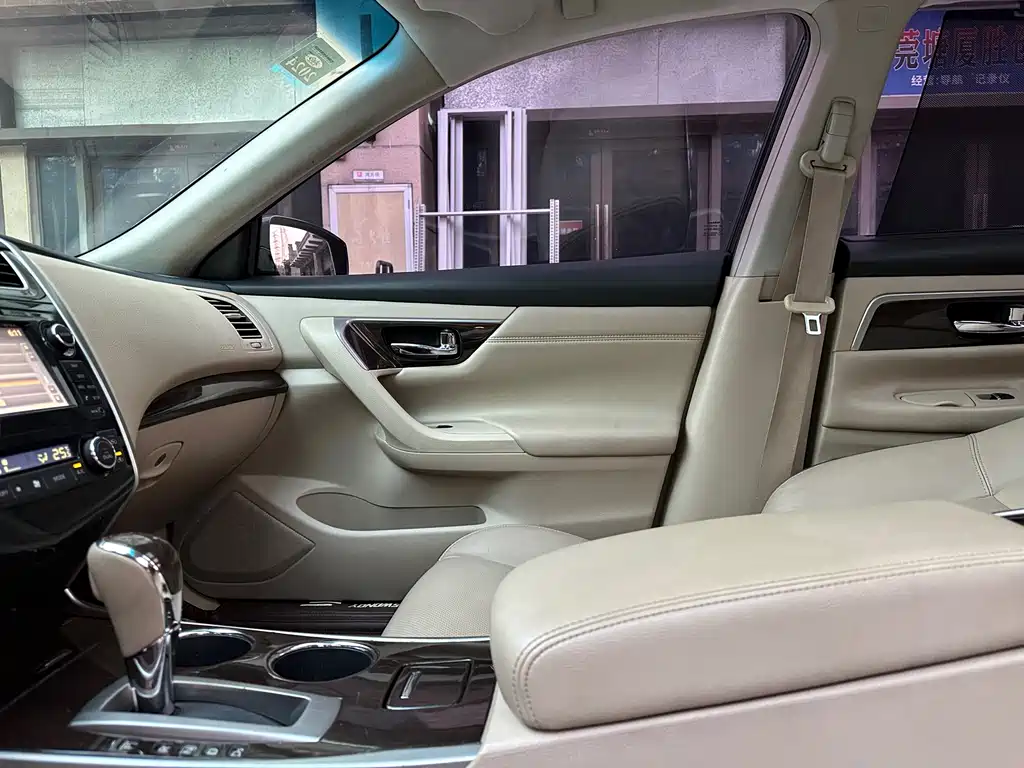Nissan Teana 2015 — фото 20