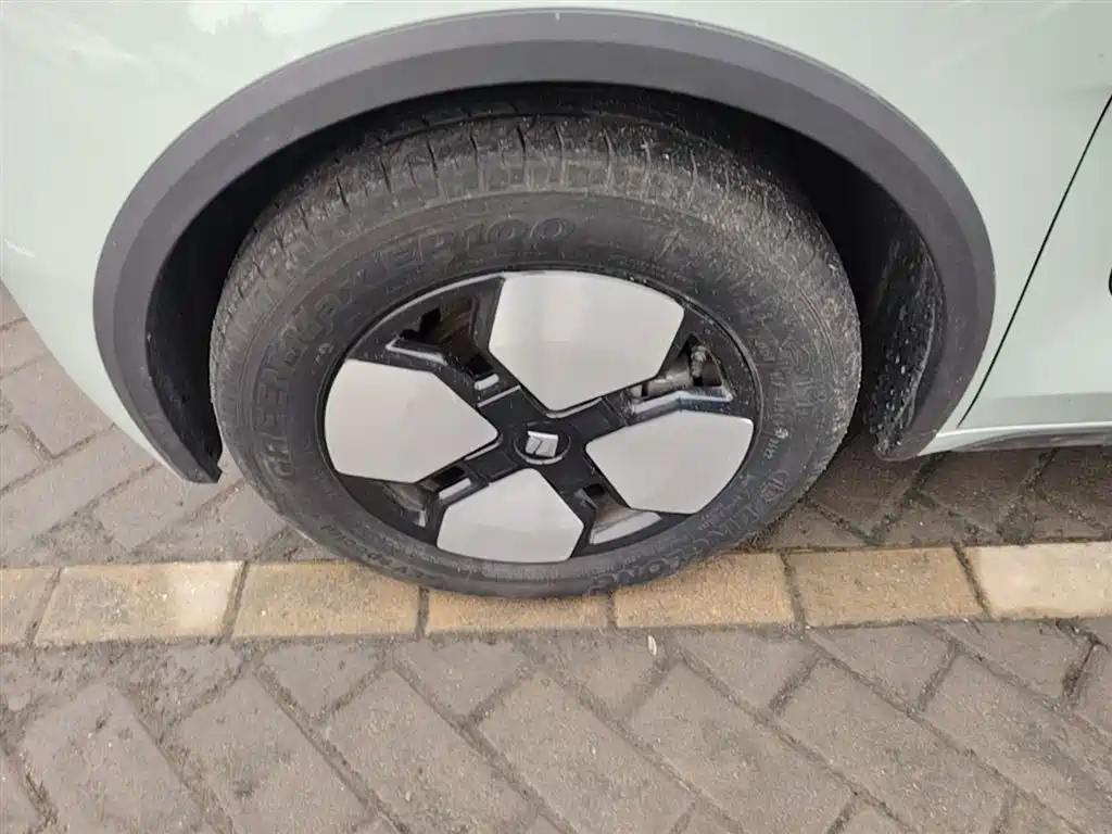 Baojun KiWi EV 2023 — фото 23
